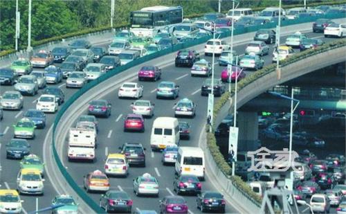 “五一”出行高峰本周六开启 国内多个目的地一房难求